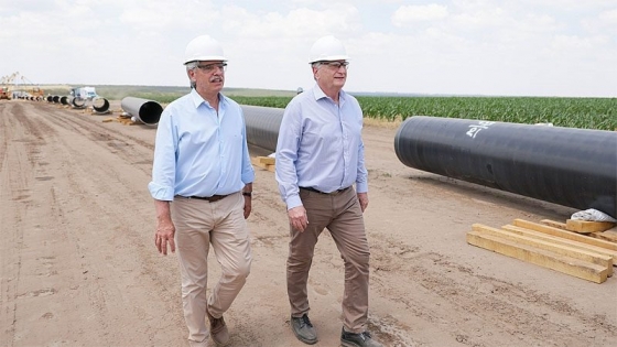 El presidente recorrió las obras del Gasoducto Presidente Néstor Kirchner