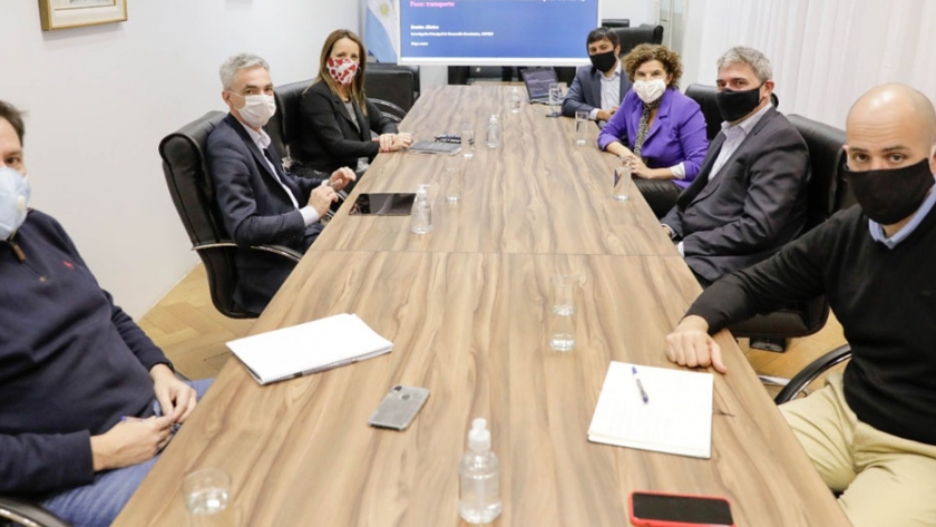 Meoni se reunió con autoridades de CIPEC para analizar nuevas políticas públicas en el transporte