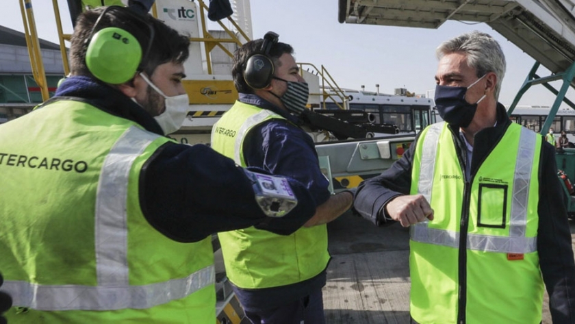 Meoni en el Aeropuerto de Ezeiza: "Se está trabajando fuertemente en la preparación de los protocolos para cuando regresen los vuelos regulares"