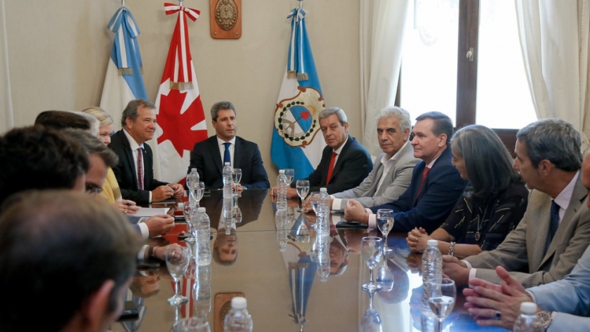 El gobernador y el embajador de Canadá en la Argentina dialogaron sobre la actividad económica y empresarial
