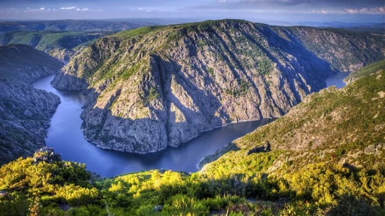 La espectacular región vinícola de España recorrida en barco