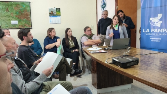 La Adela: Provincia presentó líneas de crédito para ganaderos en medio de la crisis climática