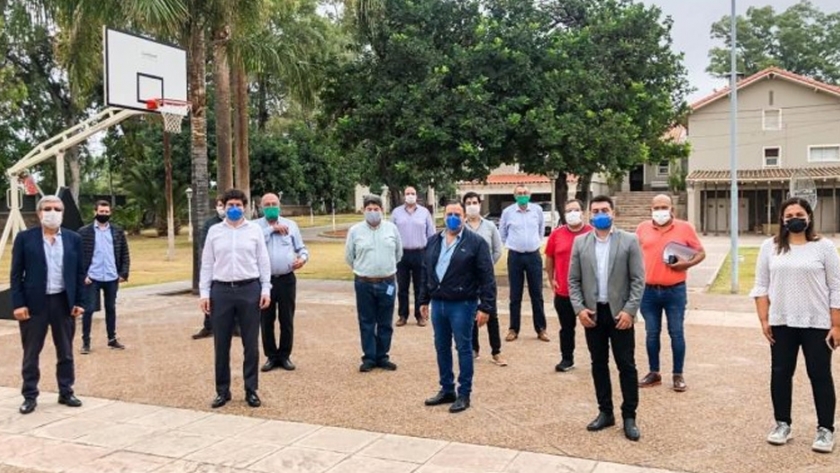 Quintela se reunió con el Centro Comercial e Industrial