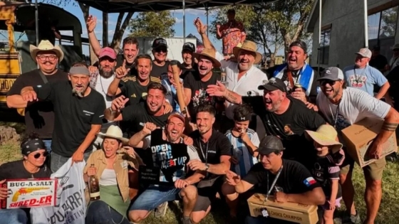 Un equipo de parrilleros argentinos hizo historia en un torneo de asado en Texas