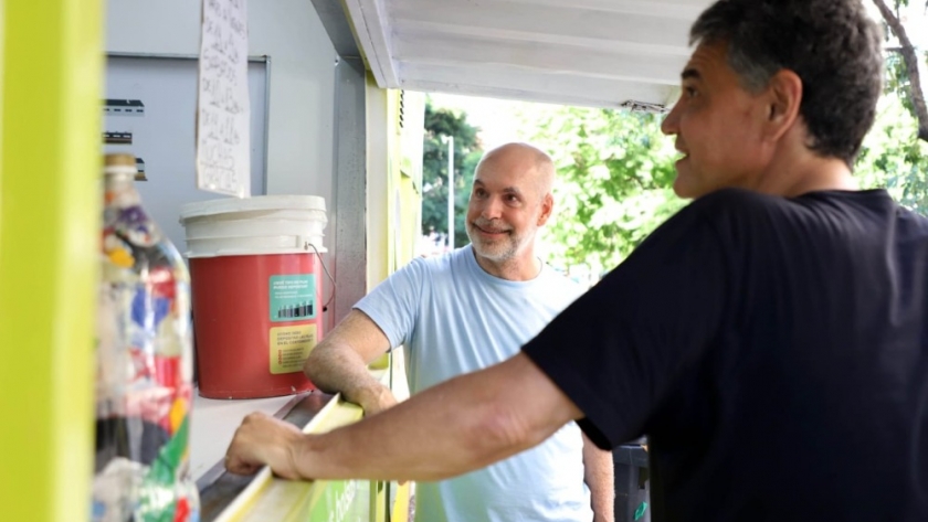 Rodríguez Larreta compartió un show para chicos y presentó las actividades gratuitas para vivir el verano en las plazas