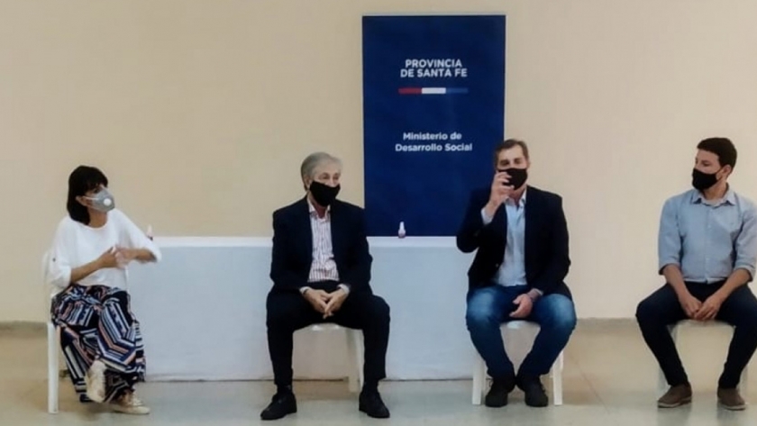 Santa Fe Más: El Gobierno Provincial presentó el Programa de Inclusión socio-productiva en el Departamento 9 de julio