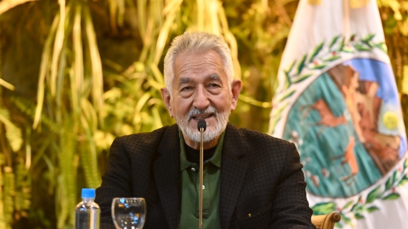Rodriguez Saá anunció un nuevo aumento salarial