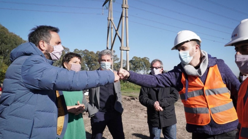 Cabandié y Mendoza celebraron el inicio de obra del Complejo Socioambiental Ecoparque Quilmes