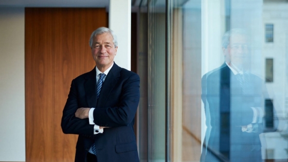 JP Morgan apuesta a sectores clave de Argentina ante las elecciones: energía y bancos con potencial de recuperación