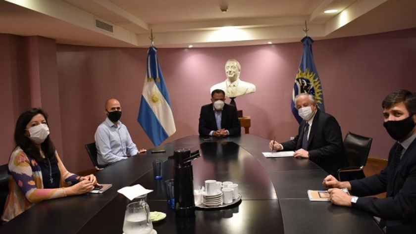 El Gobierno de Santa Cruz se reunió con el Embajador de Chile en Argentina