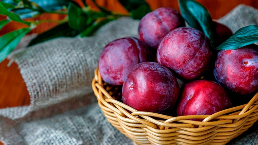 Ciruela, la fruta de estación que se destaca en Argentina y el mundo