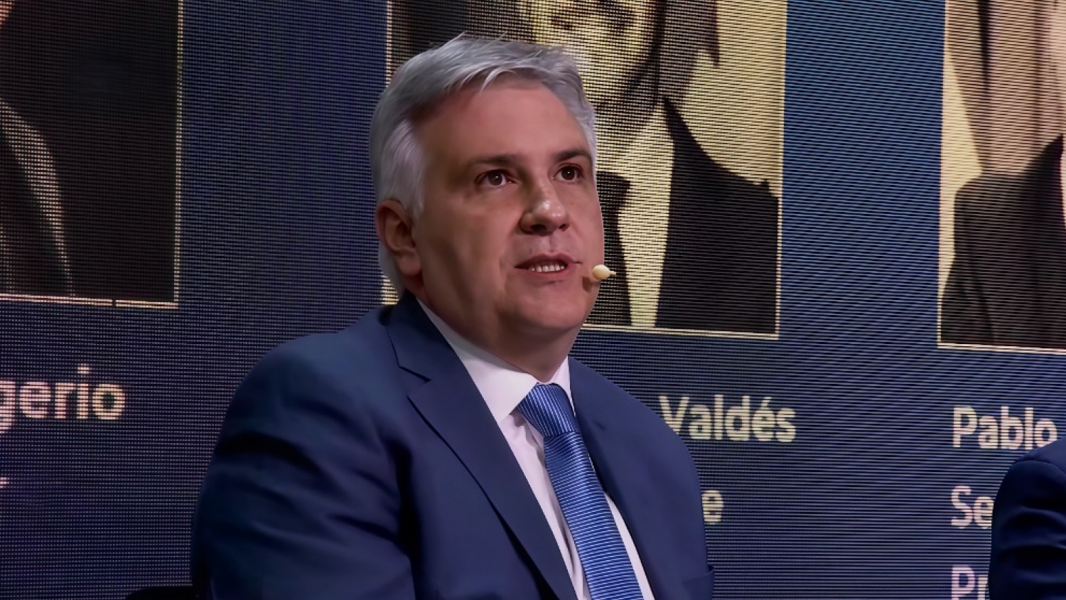 Llaryora impulsó una estrategia de desarrollo industrial con el RIGI