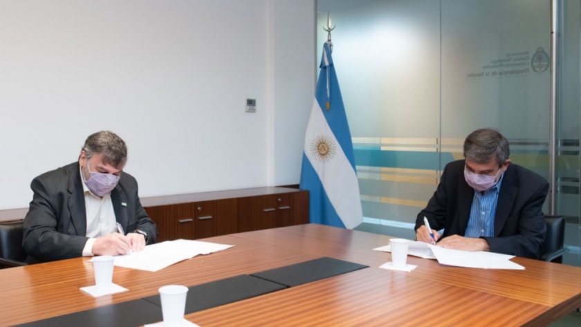 Se afianza la colaboración entre el Ministerio de Ciencia e INVAP
