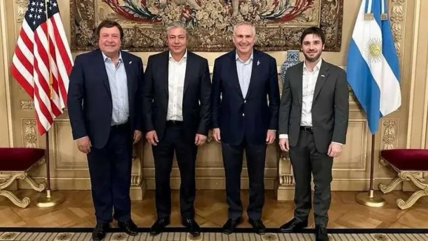 Weretilneck asiste a la cumbre de Gobernadores Patagónicos
