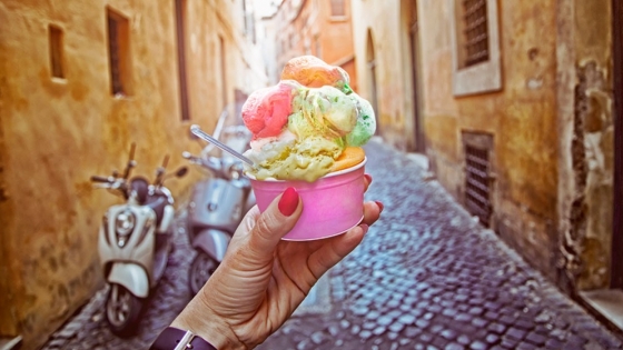 El gobierno italiano busca proteger la producción artesanal de “gelato”