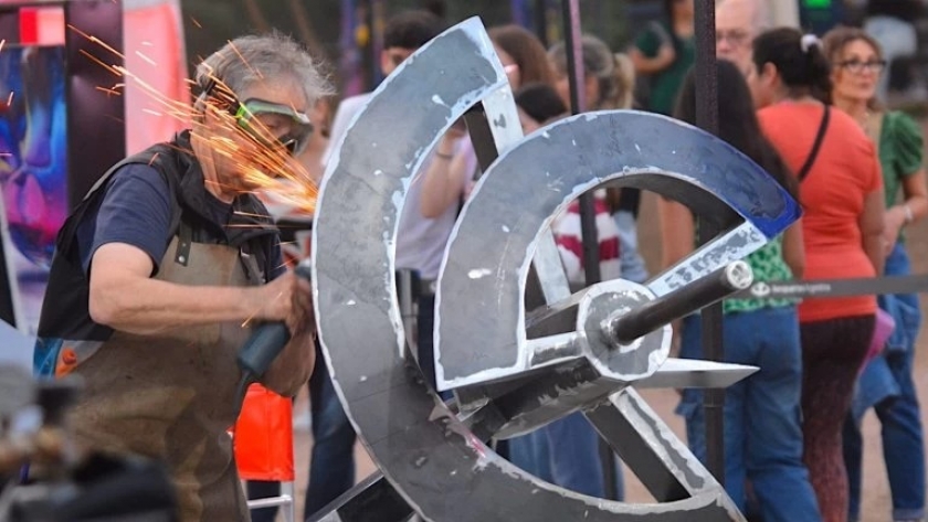 Chaco convoca a emprendedores a participar en la Bienal Internacional de Esculturas 2026