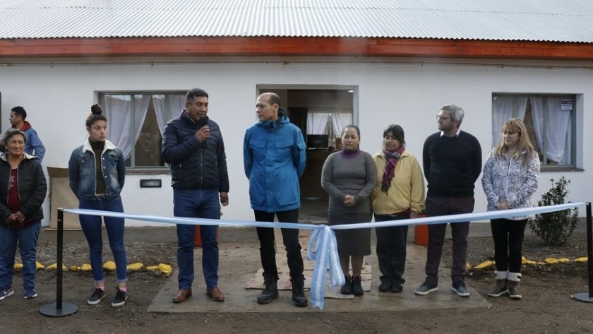 Gutiérrez inauguró la primera hostería de Paso Aguerre