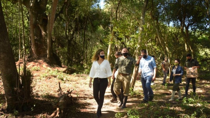 El gobierno trabaja en el fortalecimiento institucional de la reserva Monte Constanza en Colonia Benítez