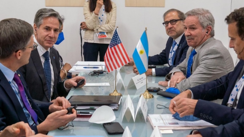 Solá con Blinken en reunión de cancilleres durante el G20