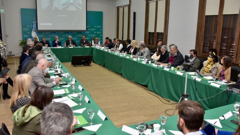 Plan GanAr: con la meta de incrementar en 600 mil toneladas la producción de carne, comenzó el trabajo en conjunto con las provincias