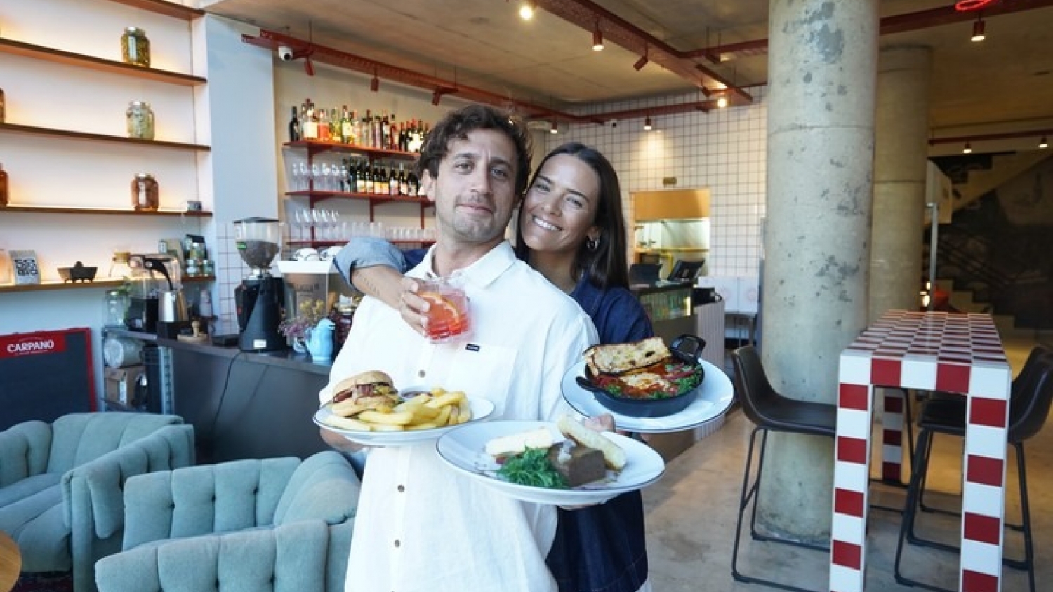 Mica Vázquez y su restaurante con platos clásicos reversionados