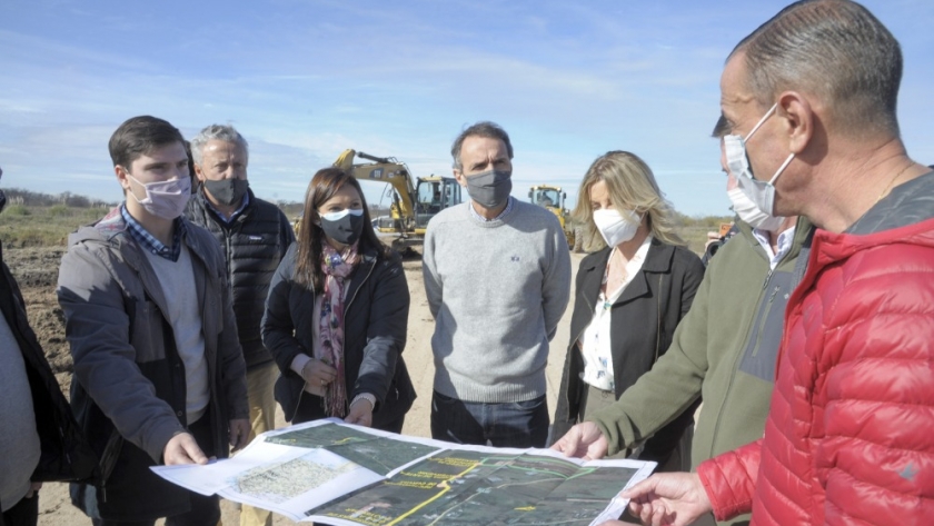 Katopodis y Fassi recorrieron obras viales en Cañuelas