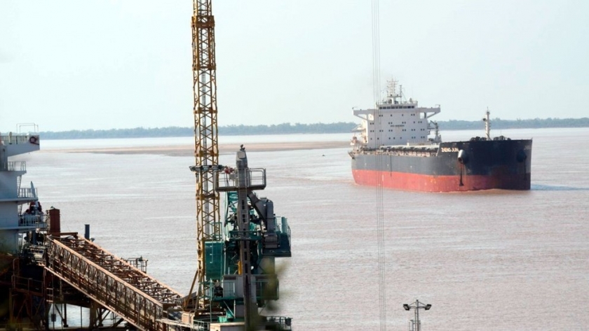 La bajante del Río Paraná se profundiza y podrían postergarse embarques de granos y derivados por más de 200 millones de dólares
