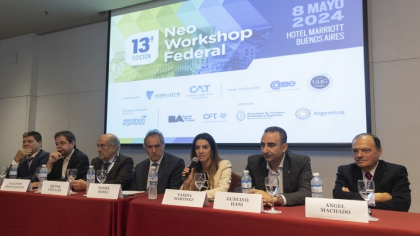Scioli y Yanina Martínez en el Neo Workshop Federal de Fedecatur
