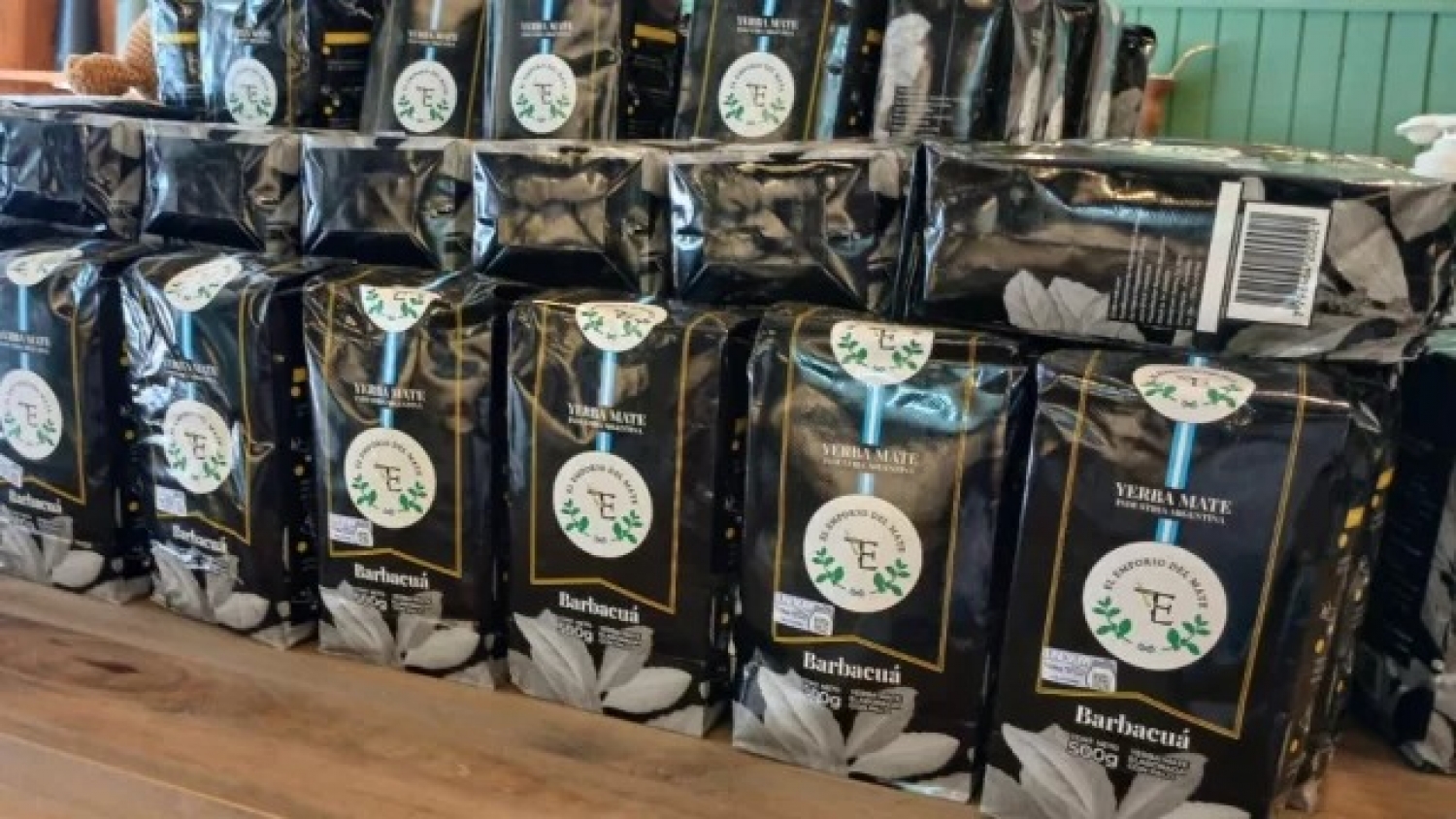 De Jesús María al país: la yerba artesanal que rescata el barbacuá misionero