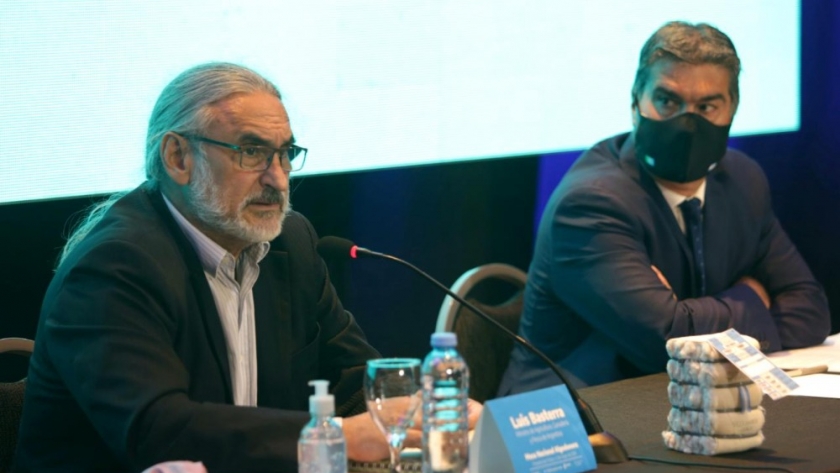 Basterra y Capitanich participaron de la Mesa Nacional Algodonera