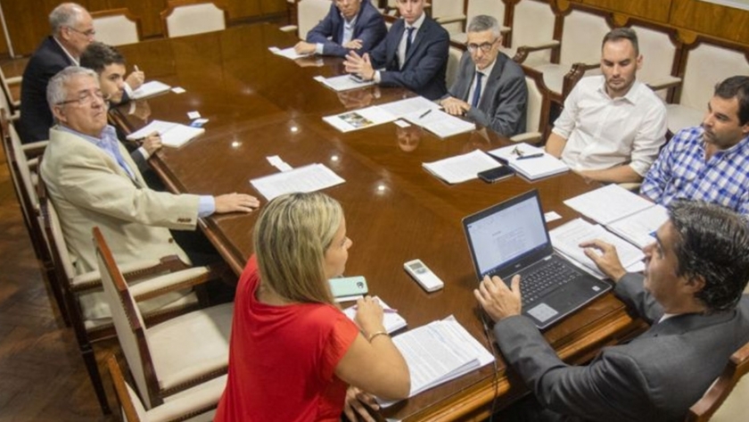 Soberanía Portuaria: Capitanich y Bolsa de Comercio de Rosario analizaron las condiciones para la nueva concesión de la Hidrovía Paraná-Paraguay