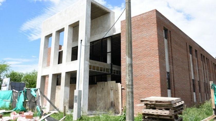 En Monte la Provincia ejecuta obras de asfalto, de saneamiento y sanitarias