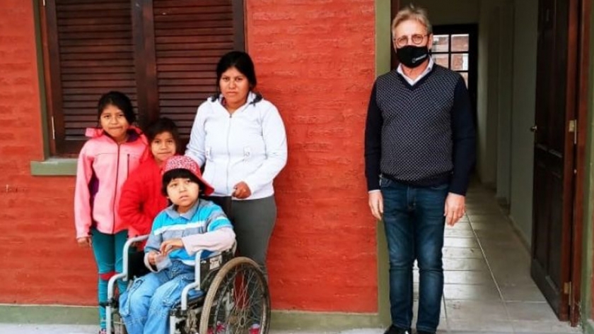 El gobierno entregó viviendas accesibles en la Chacra 24 de Resistencia