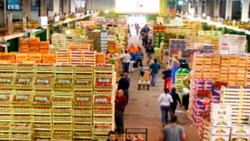 El abastecimiento y los precios son seguidos de cerca por el titular del Mercado Central
