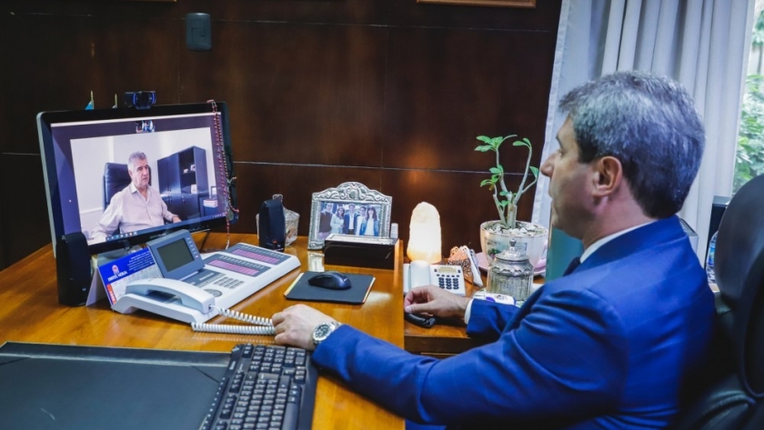 Uñac mantuvo un encuentro virtual con el director de Raffo en Argentina, Jorge Belluzzo