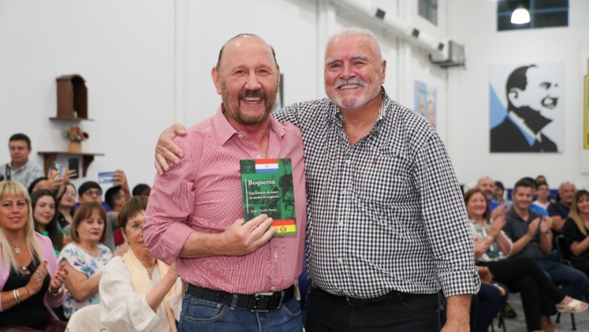 Insfrán acompañó la presentación del libro “Boquerón, una historia de amor en medio de la guerra”