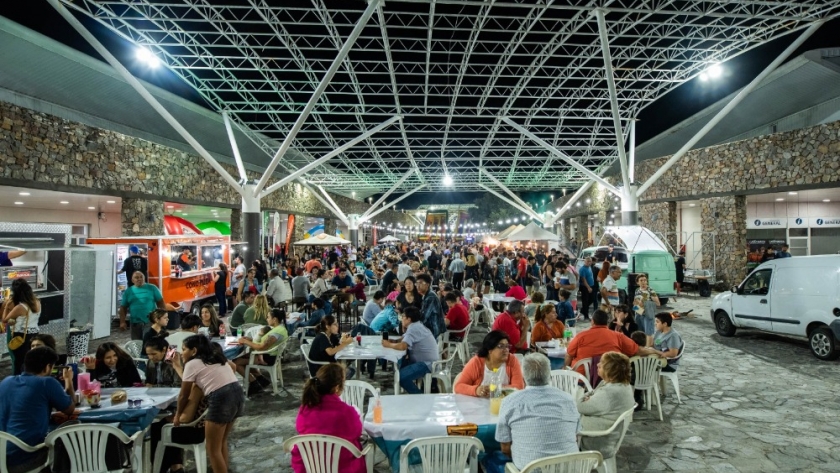 Más de 20 mil personas visitaron la Feria Artesanal Manos Catamarqueñas