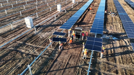 La Rioja impulsa el empleo local con la construcción del nuevo Parque Solar en Arauco