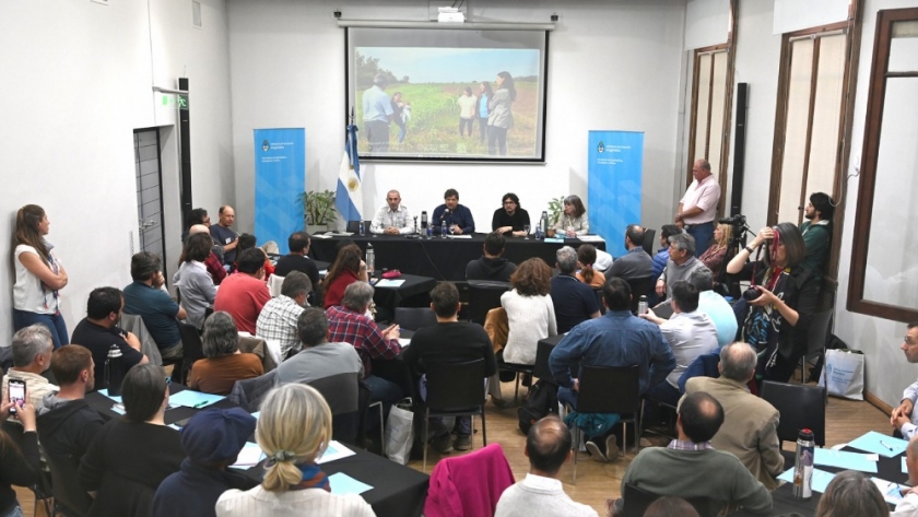 Cambio Rural 30 años: trabajo con autoridades, coordinadores territoriales y extensionistas