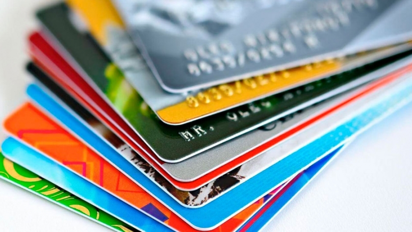 Los bancos ponen en marcha la refinanciación de las tarjetas de crédito
