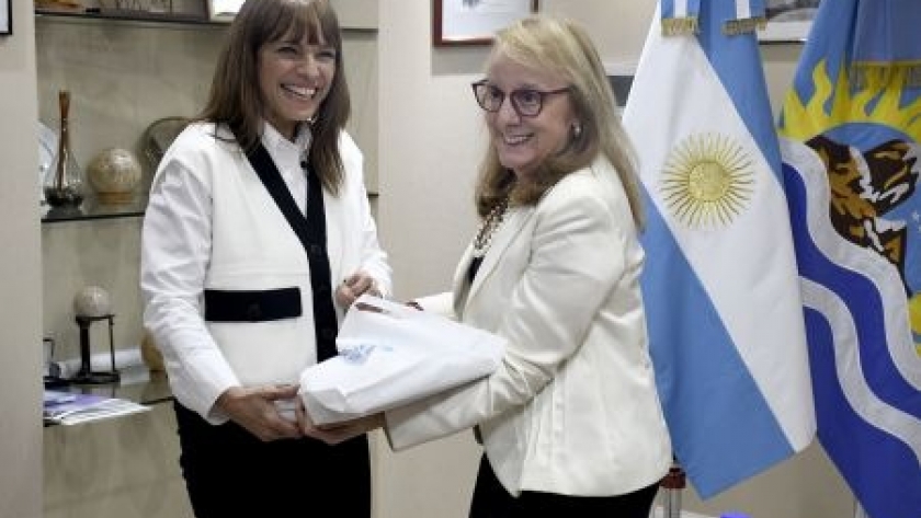 Santa Cruz avanza en el fortalecimiento de los medios públicos