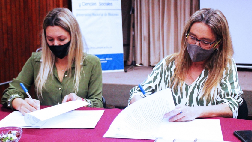 Desarrollo Social firmó un convenio con la Facultad de Humanidades y Ciencias Sociales para fortalecer las economías sociales
