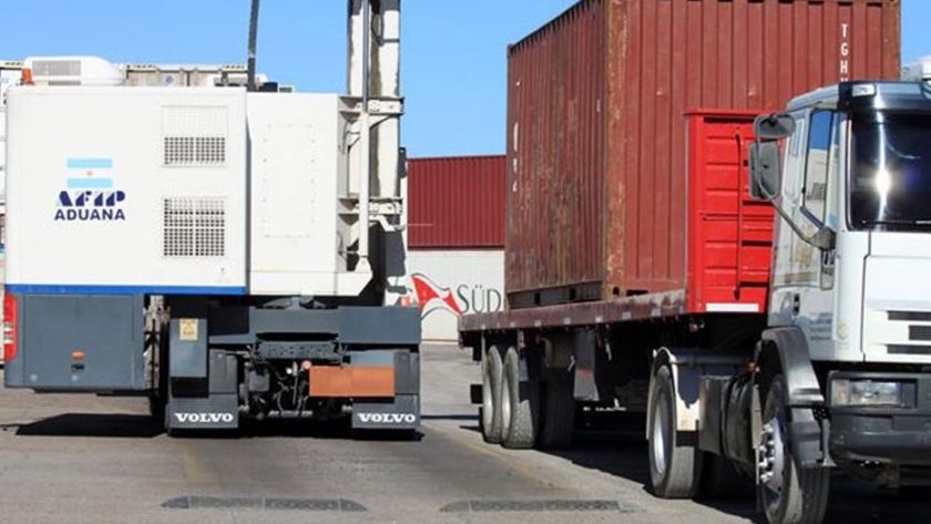El Ministerio de Agricultura, Ganadería, Industria y Comercio del Chubut dicta charla sobre el proceso aduanero para exportar
