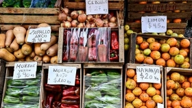 Restricción de circulación generó el aumento de fletes de frutas y verduras
