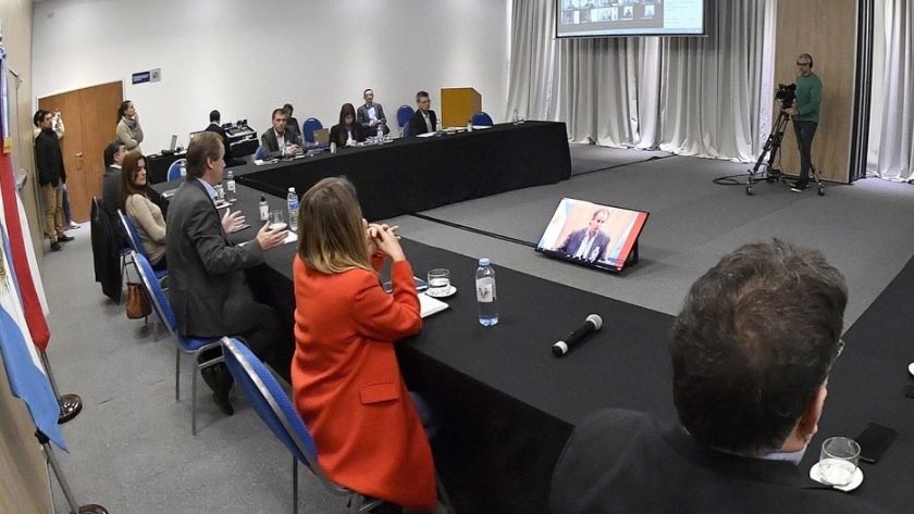 Bordet: "Nuestro deber es actuar con responsabilidad"
