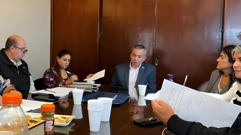 Encuentro liderado por Secretario de Producción para abordar sanidad animal en Tucumán