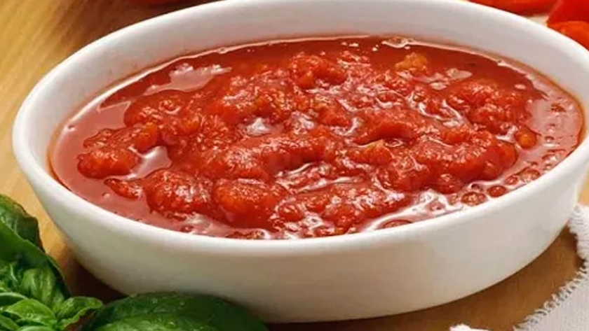 Prohíben la comercialización de un aceite de oliva y de un puré de tomate