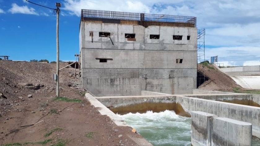 Más energías limpias: el pequeño aprovechamiento hidroeléctrico Benegas, en las pruebas finales