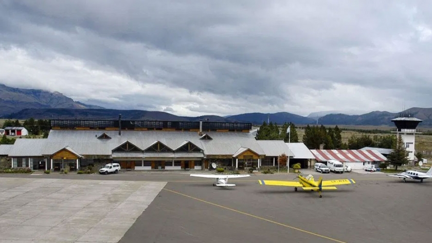 Gutiérrez adelantó el regreso de los vuelos comerciales a Chapelco