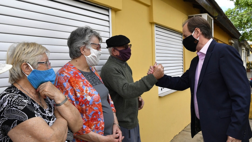 Bordet prorrogó la suspensión de los cortes de servicios
